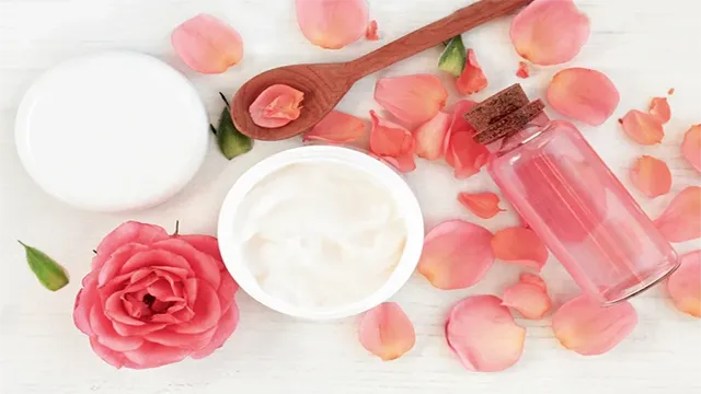 معرفی اسانس گل نسترن برای کم خونی + بهترین قیمت خرید